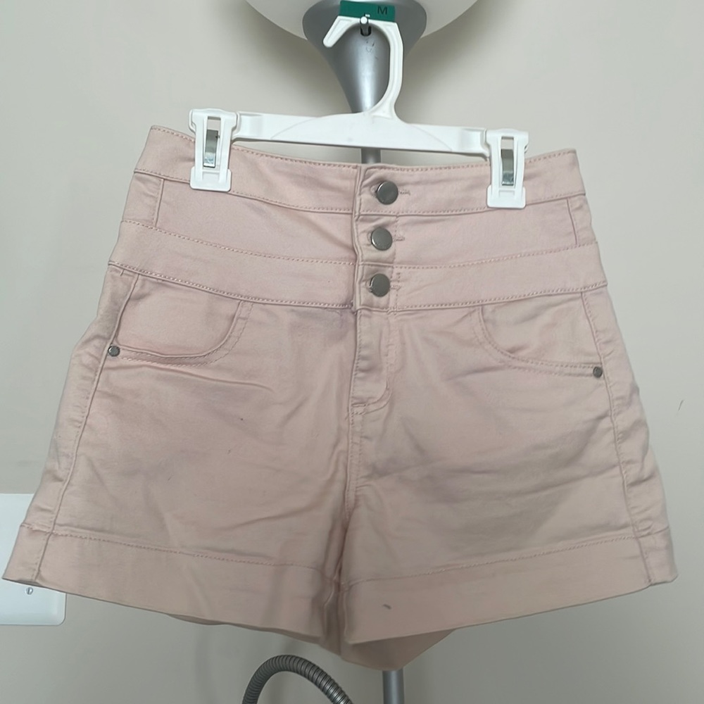 Cute Super High Waisted Triple Button Pink/Nude Short Shorts Size 3